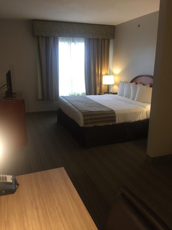 布罗克顿江山旅馆及套房酒店 外观 照片